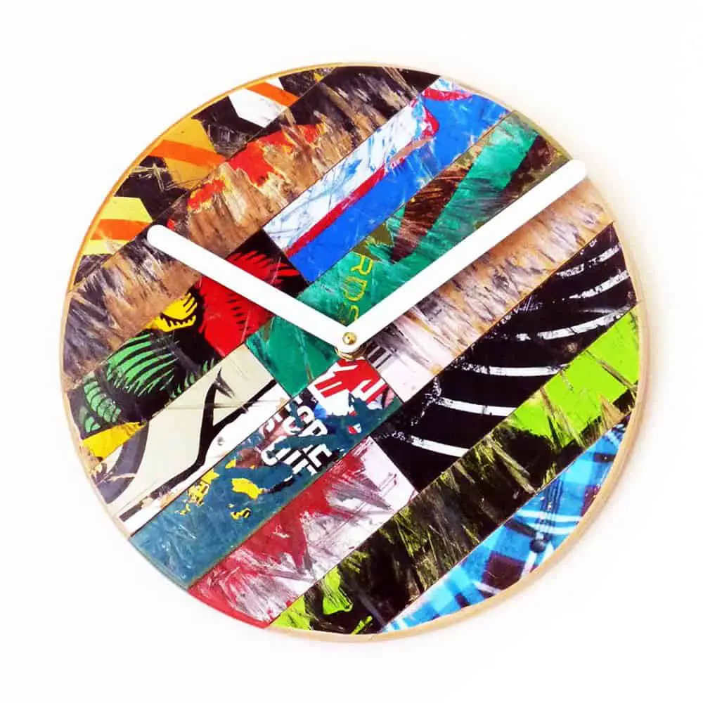 recycled skateboard clock
